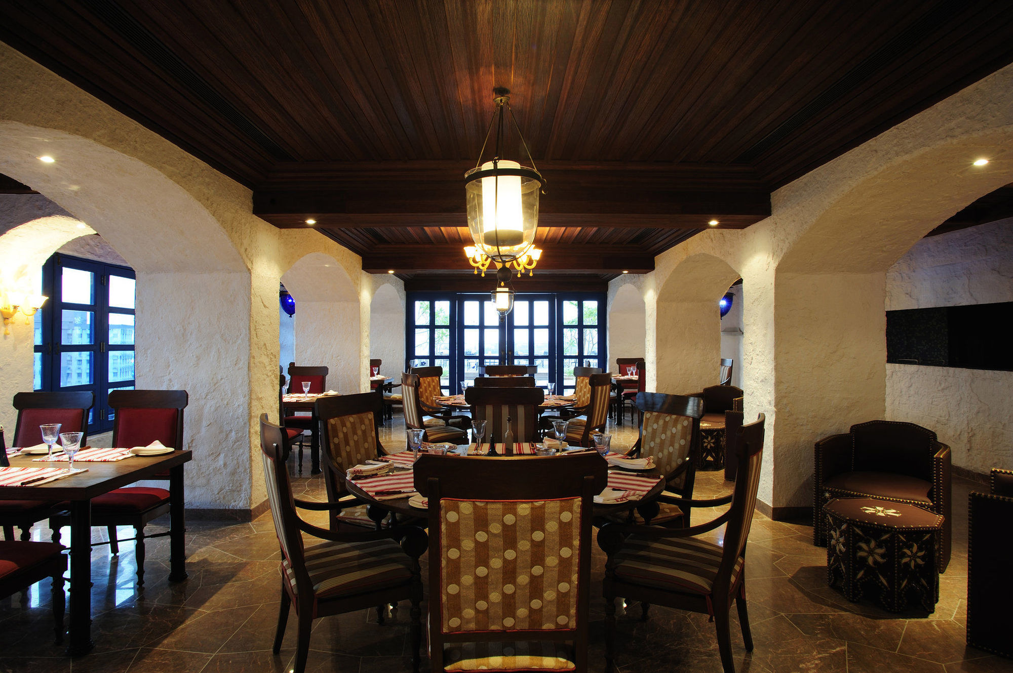 Taj Club House Hotel Chennai Restaurant photo